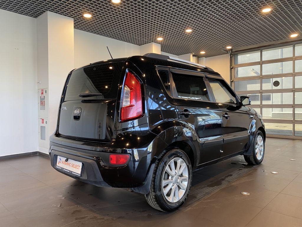 KIA SOUL