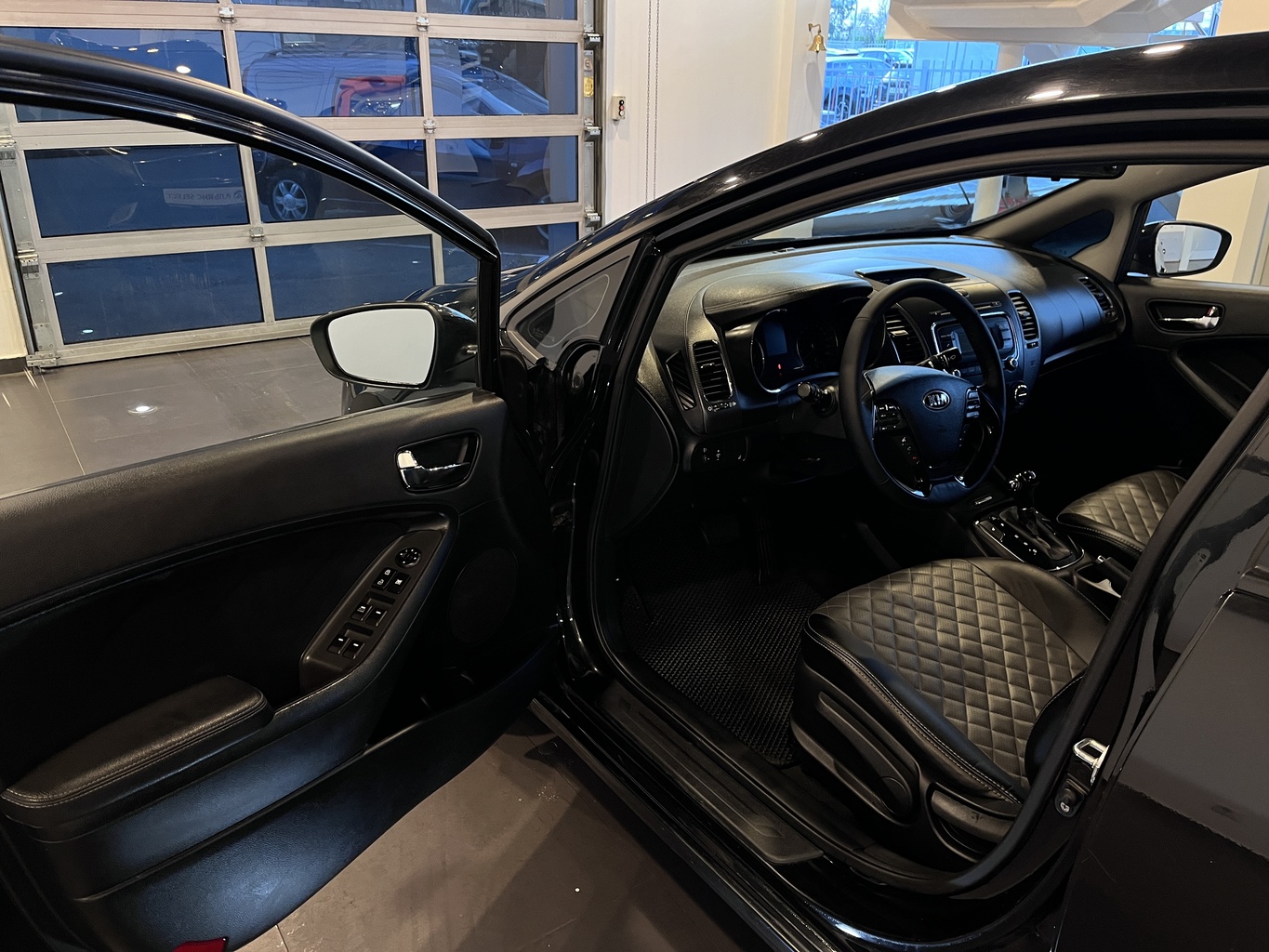 KIA CERATO