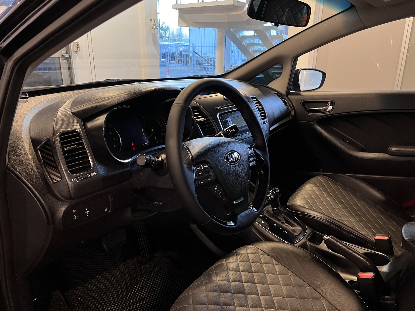 KIA CERATO