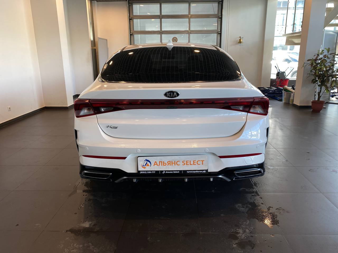 KIA K5