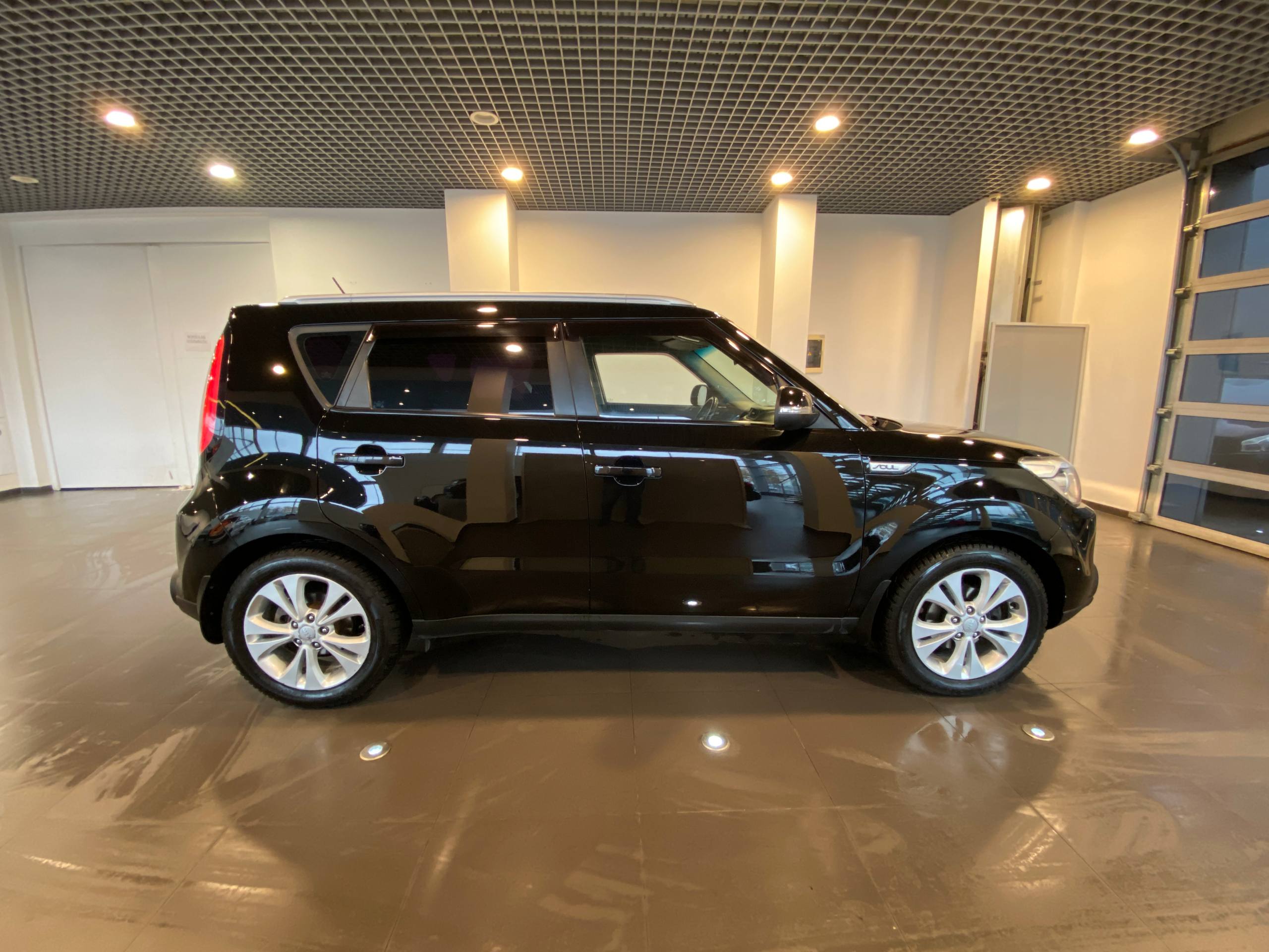 KIA SOUL