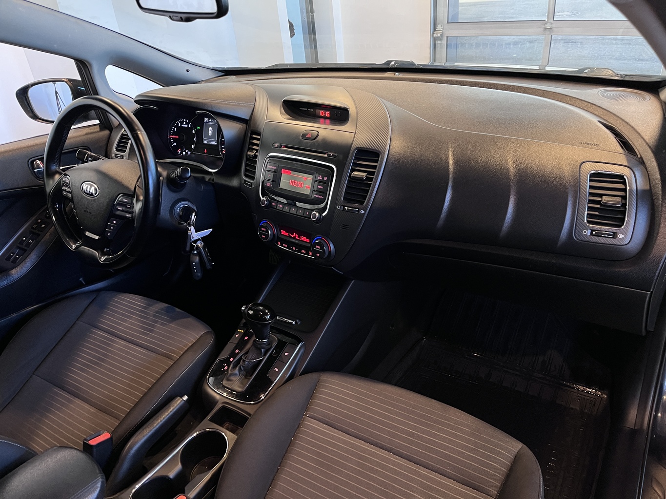 KIA CERATO