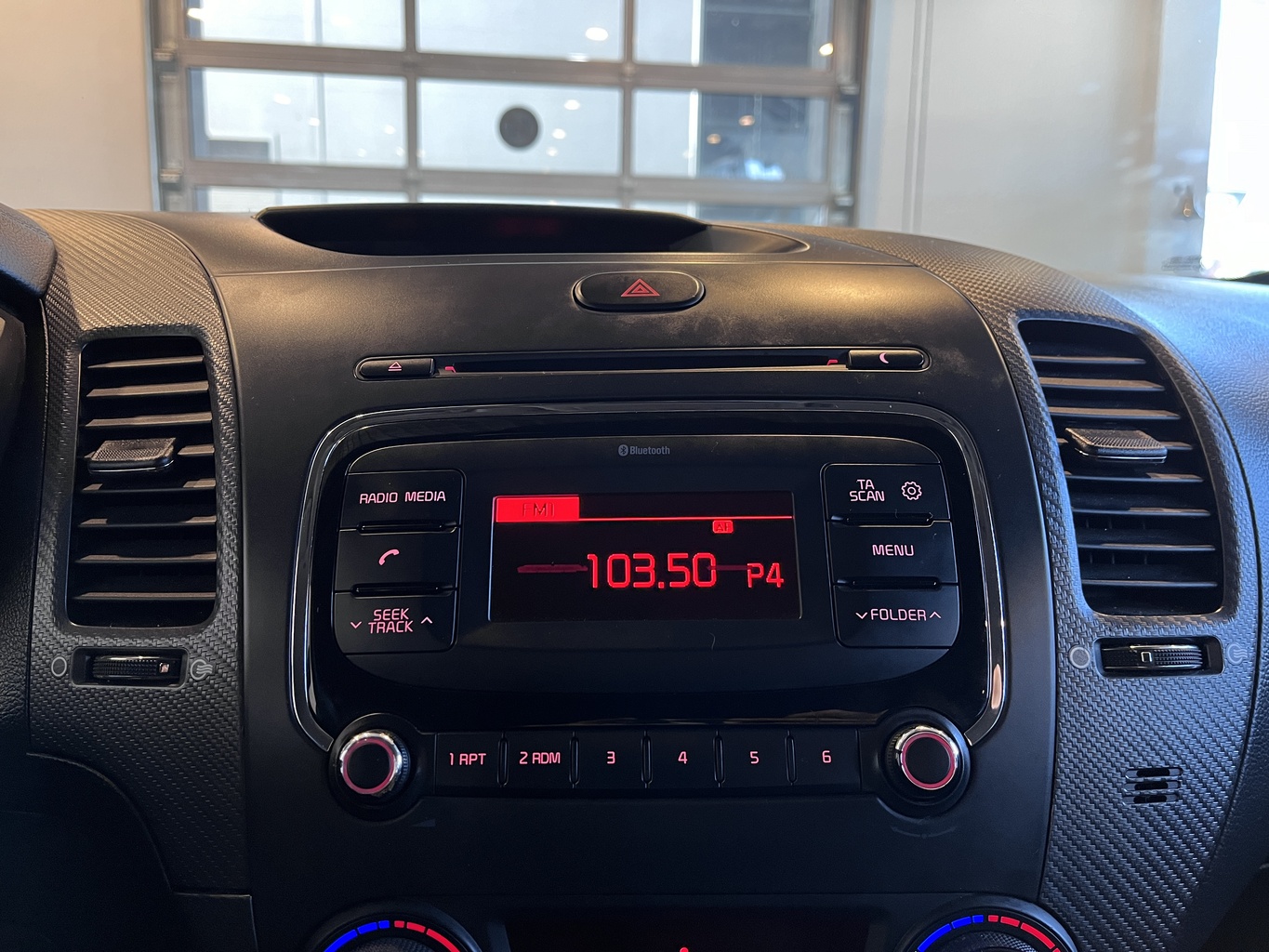 KIA CERATO