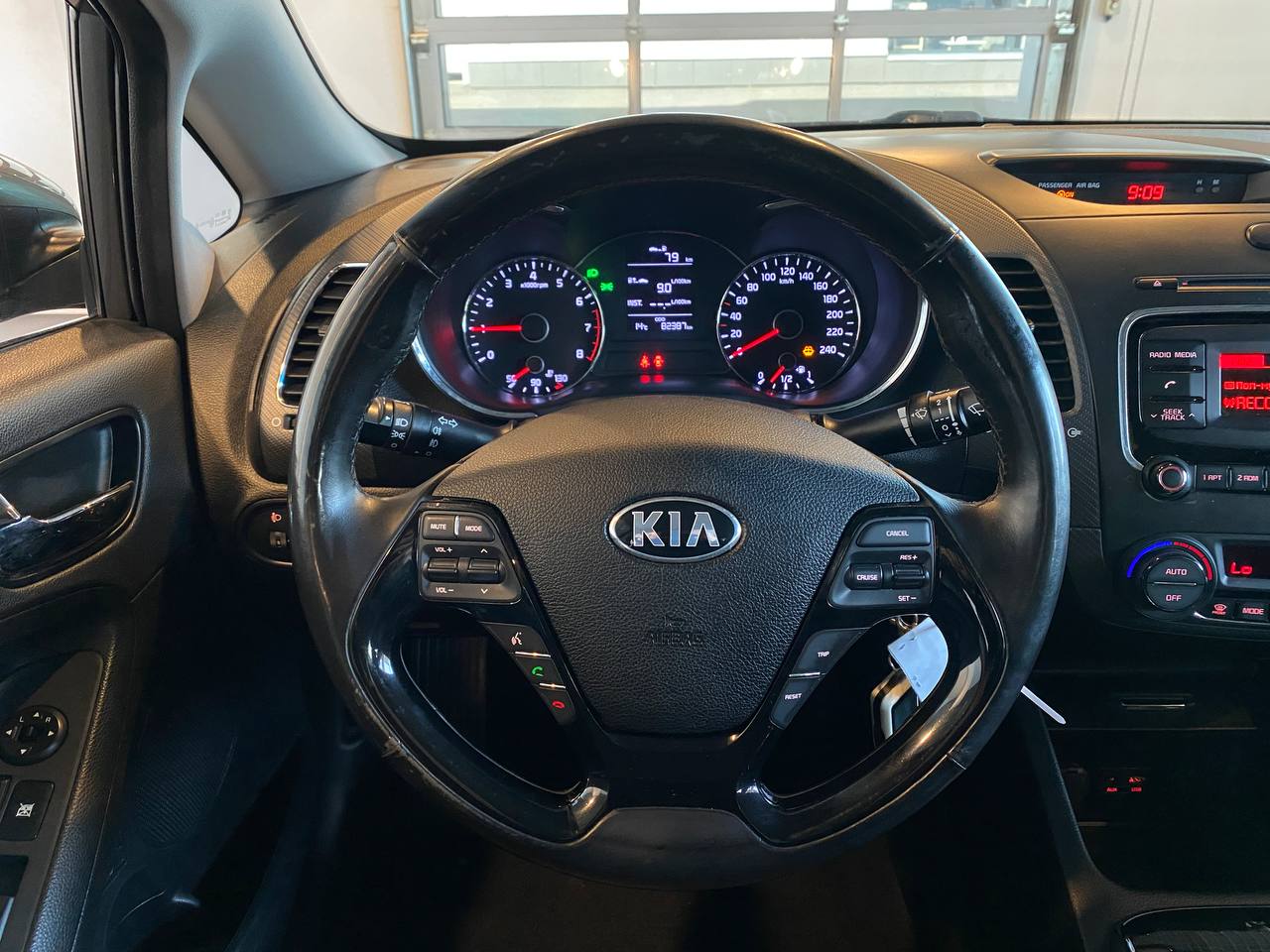 KIA CERATO