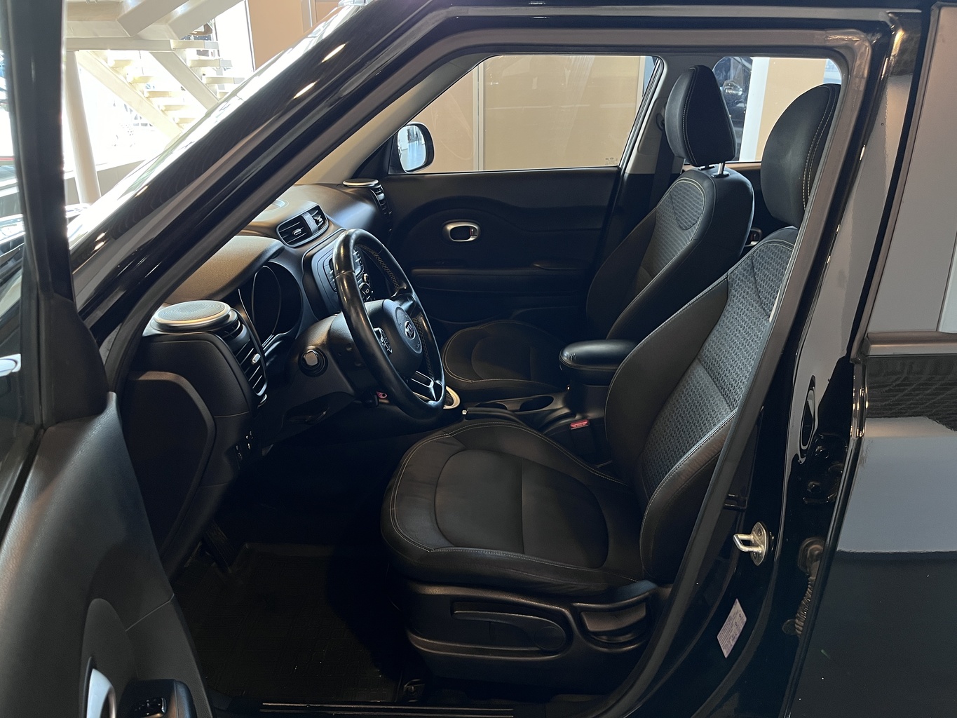 KIA SOUL