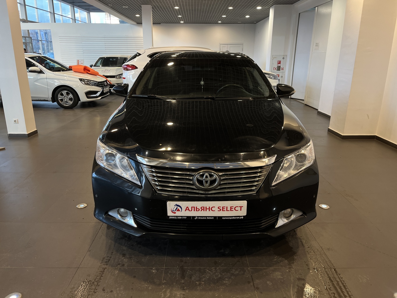 TOYOTA CAMRY