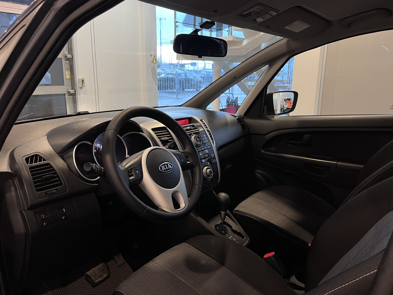 KIA VENGA