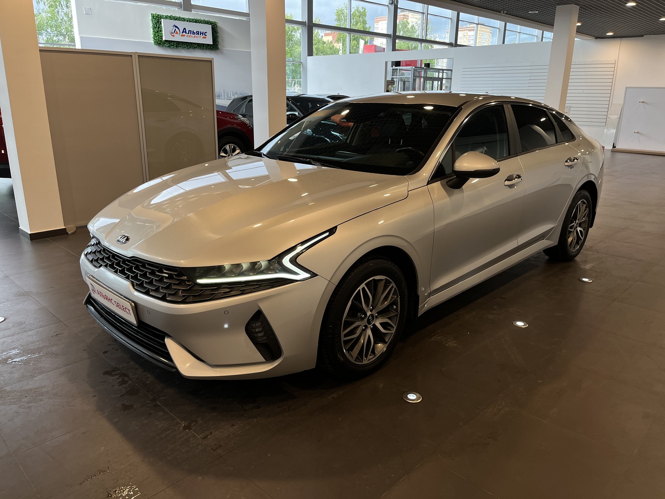 KIA K5