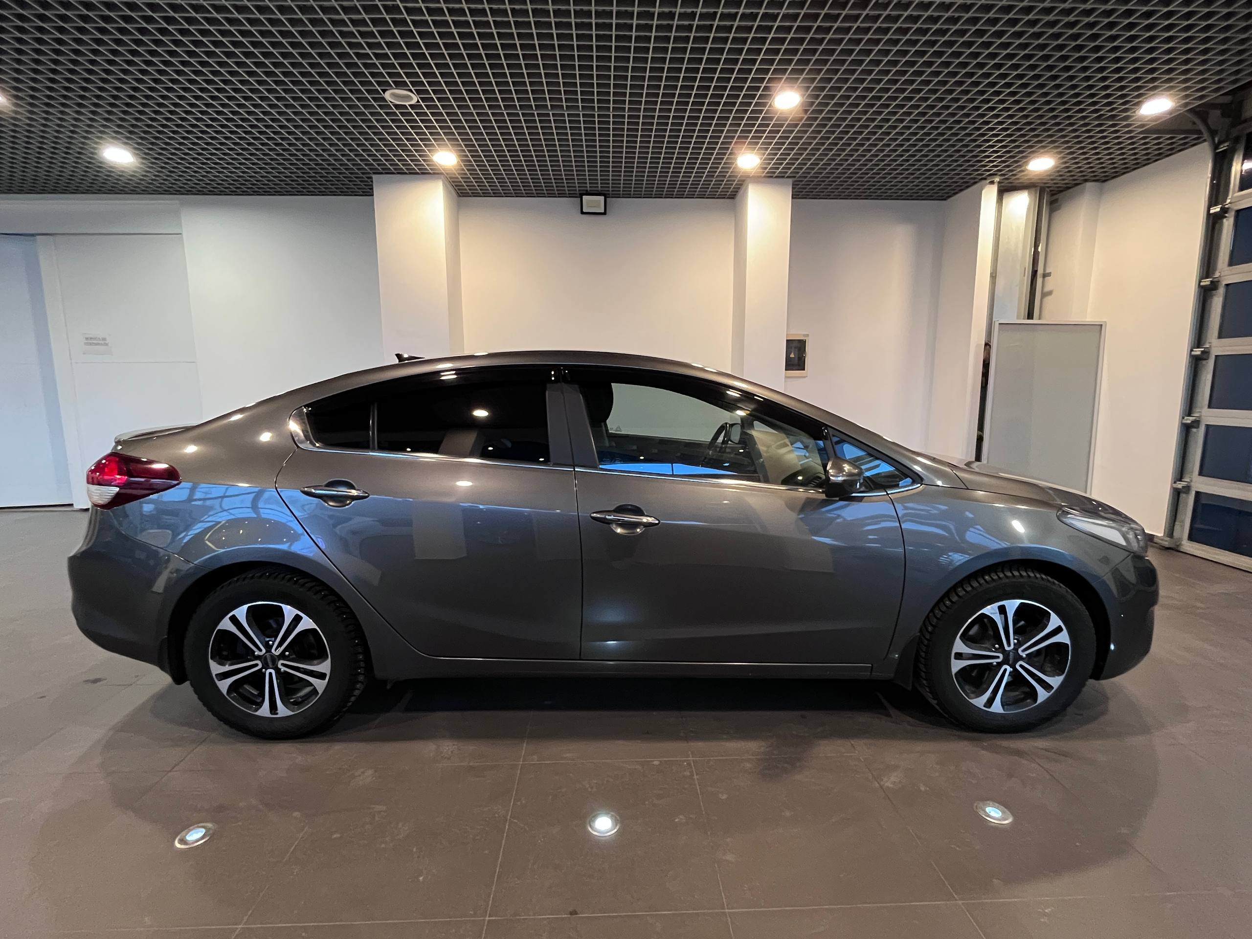 KIA CERATO