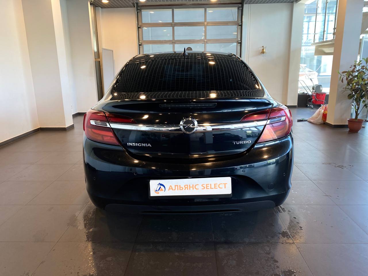 OPEL INSIGNIA