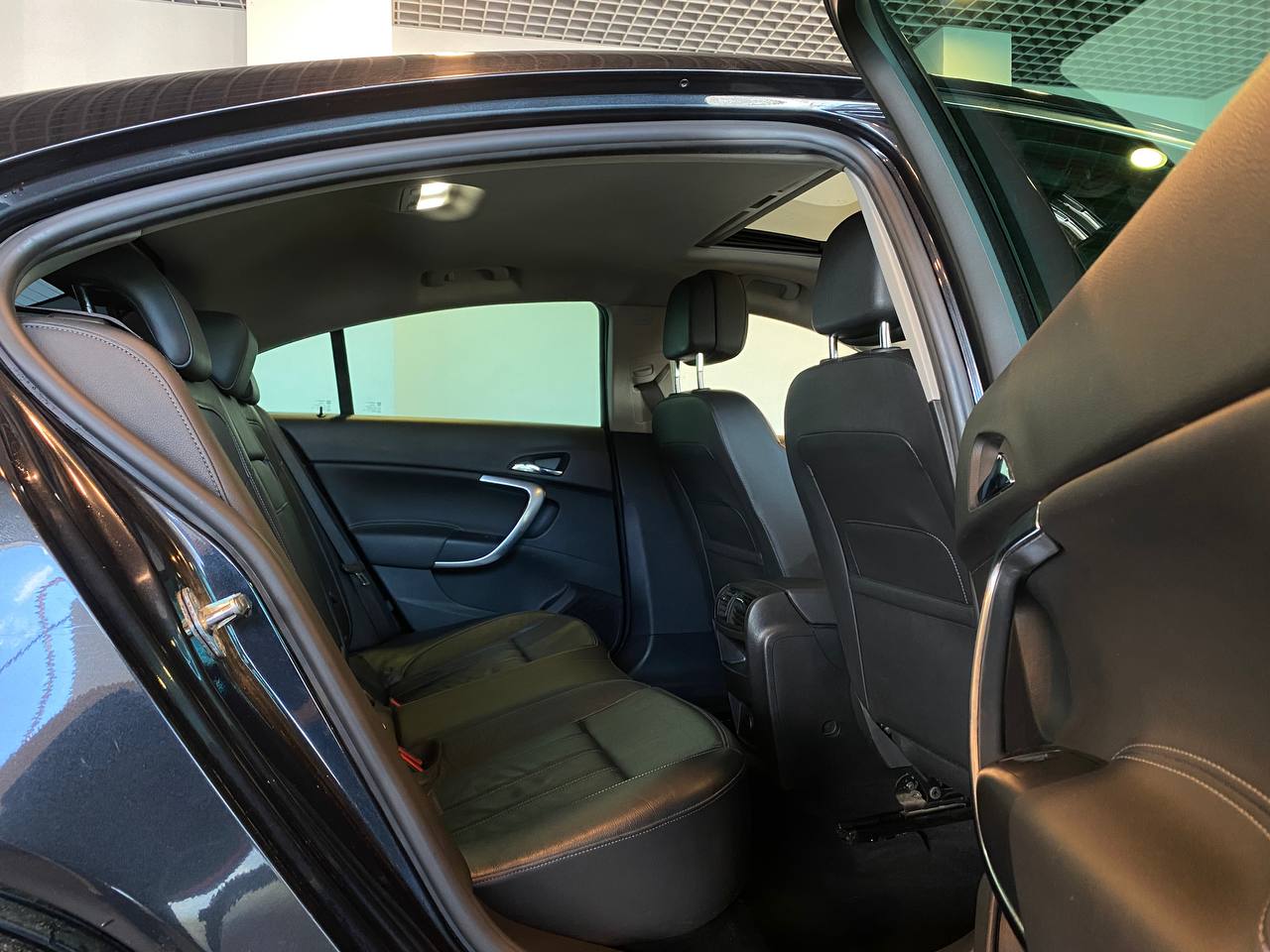 OPEL INSIGNIA