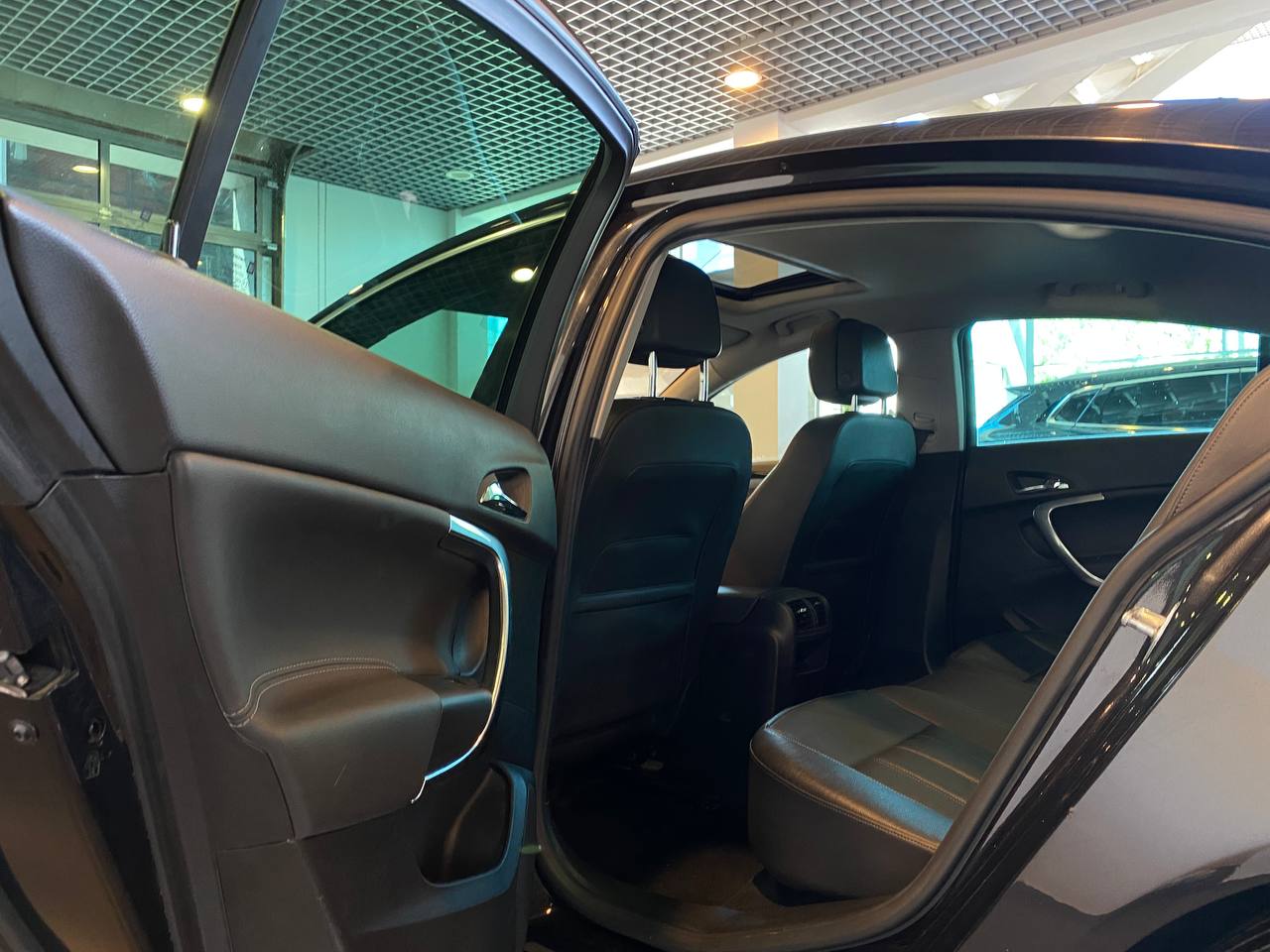 OPEL INSIGNIA