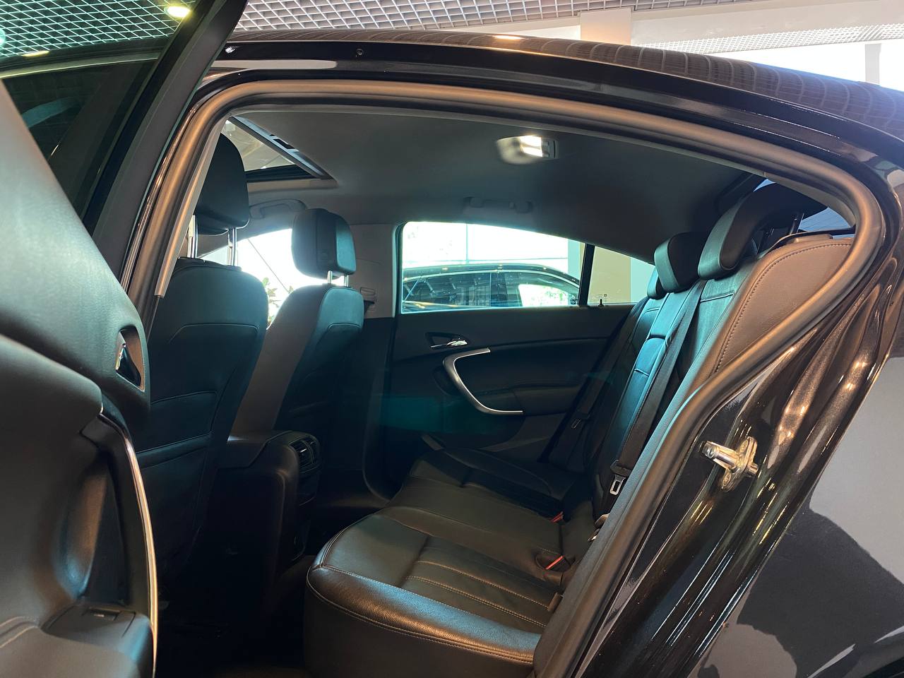 OPEL INSIGNIA