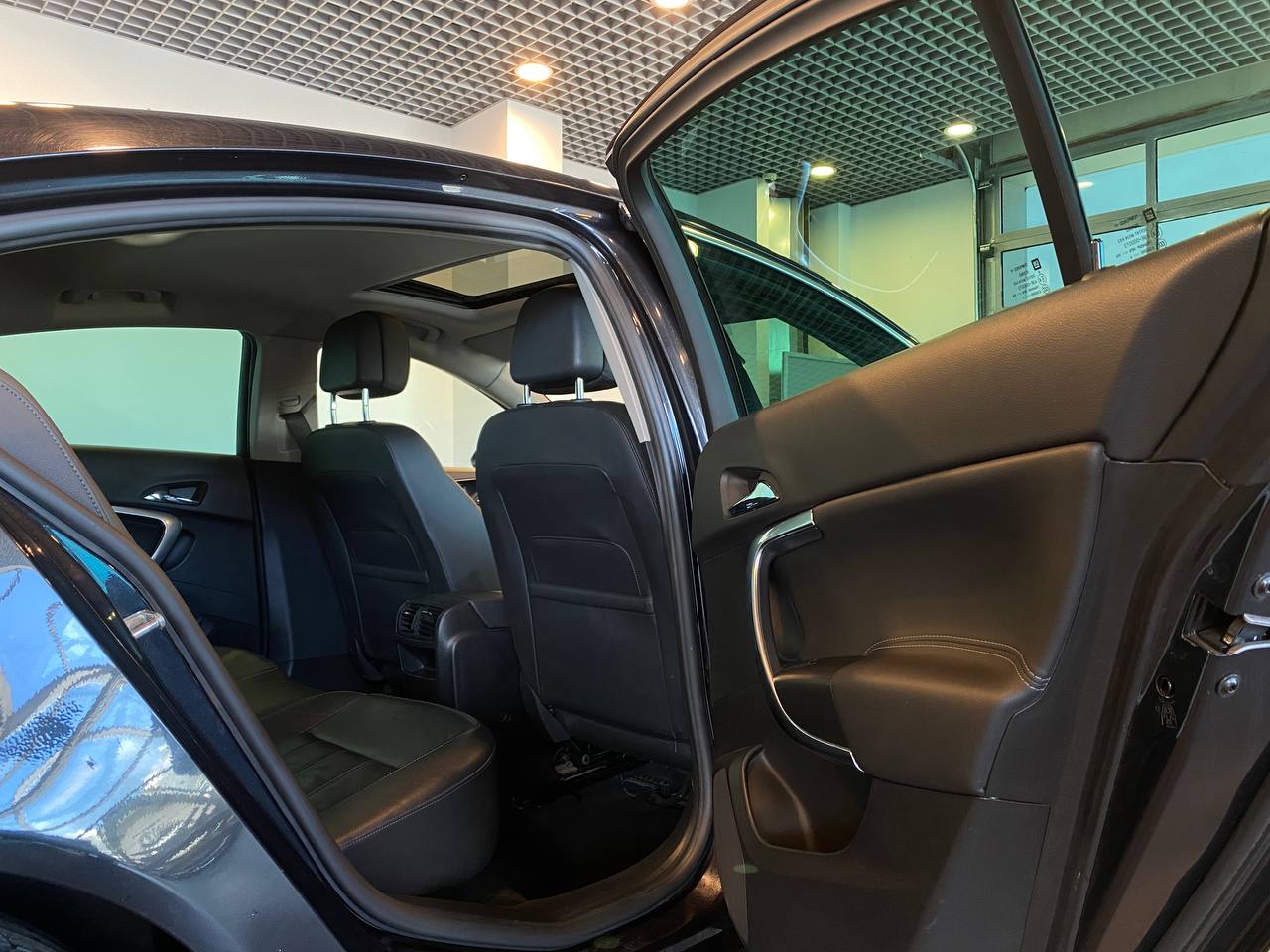 OPEL INSIGNIA