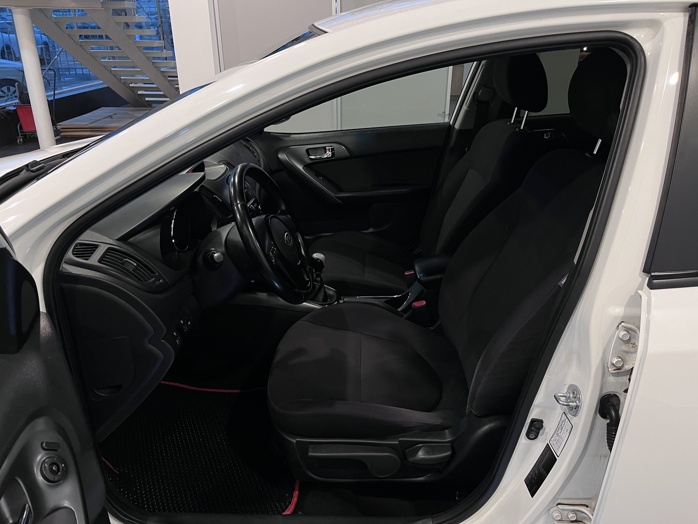 KIA CERATO