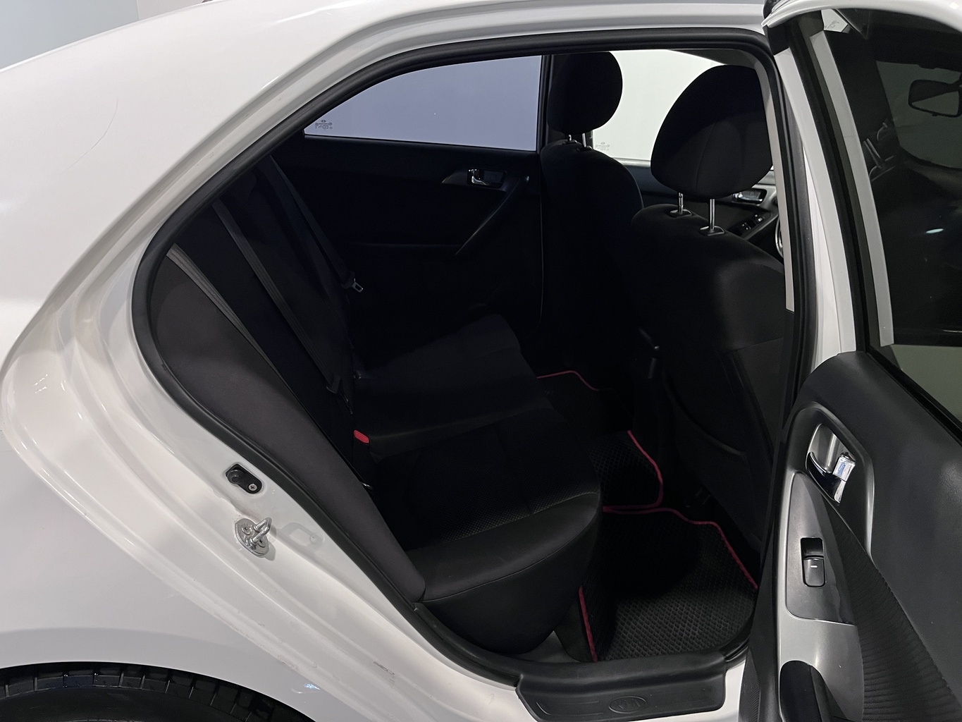 KIA CERATO