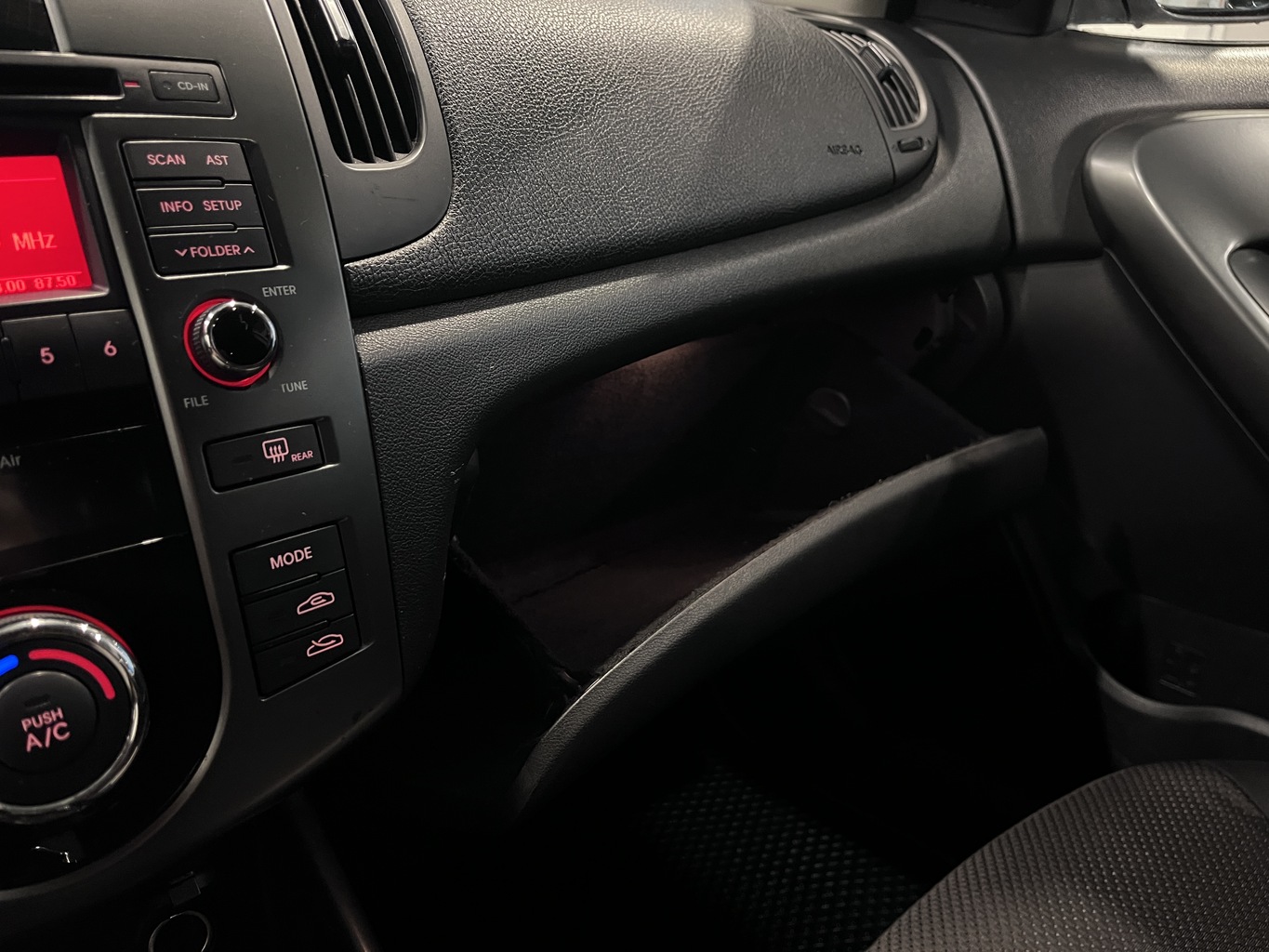 KIA CERATO