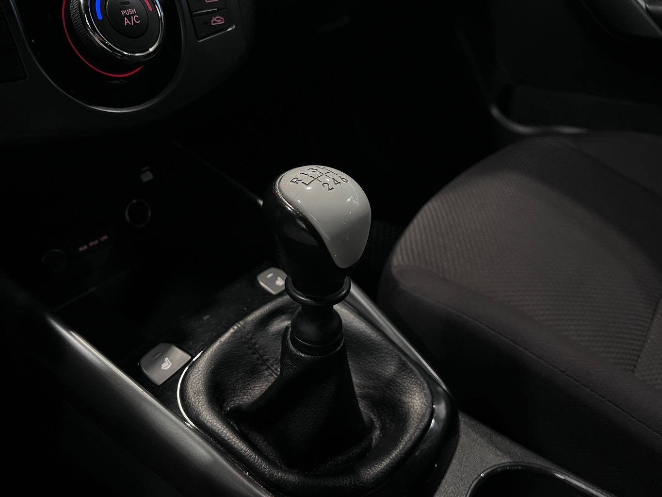 KIA CERATO