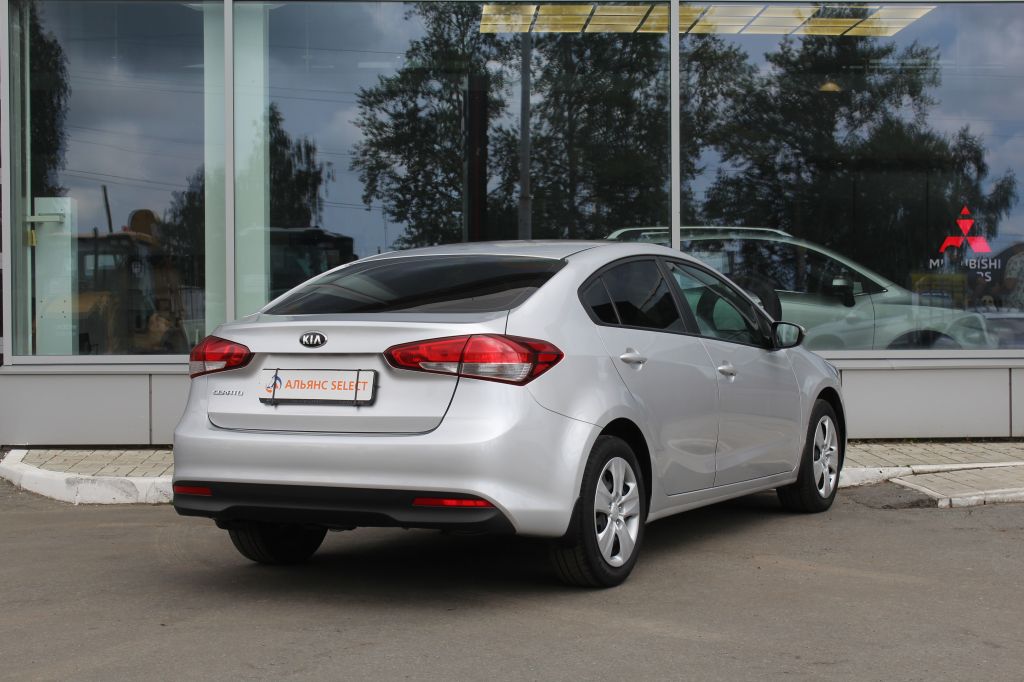 KIA CERATO