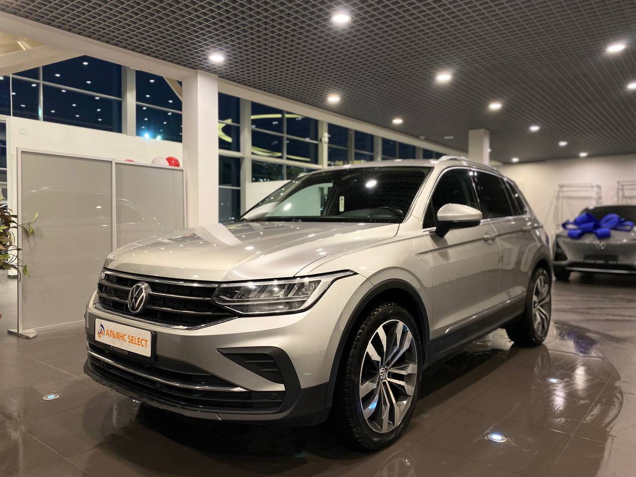 VOLKSWAGEN TIGUAN NEW