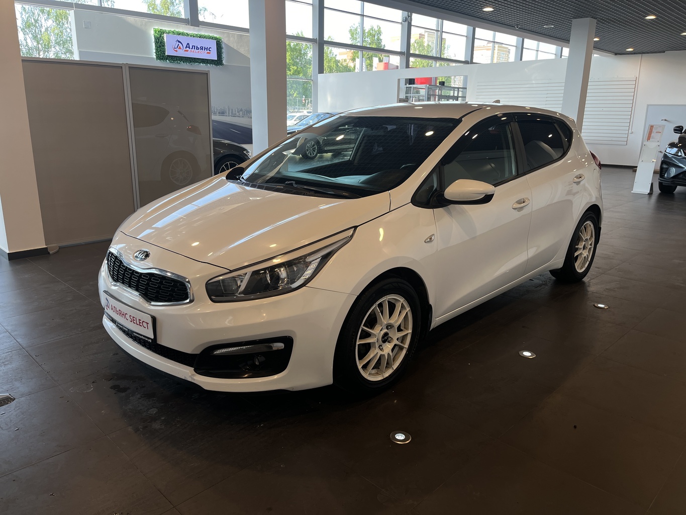 KIA CEED