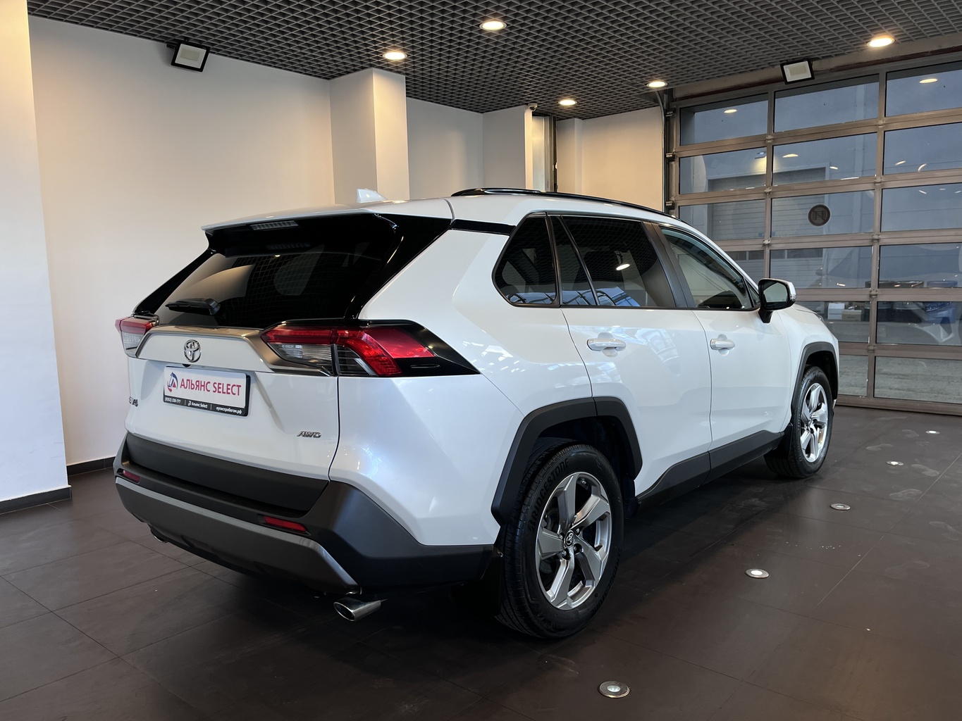 TOYOTA RAV4