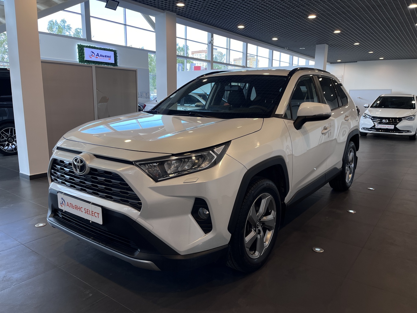 TOYOTA RAV4