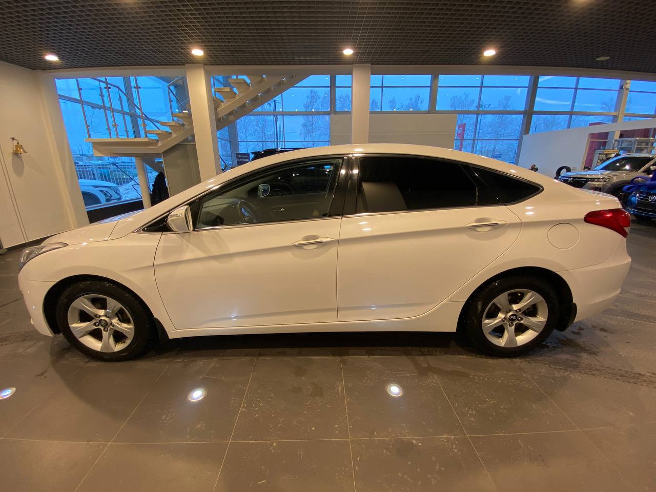 HYUNDAI I40