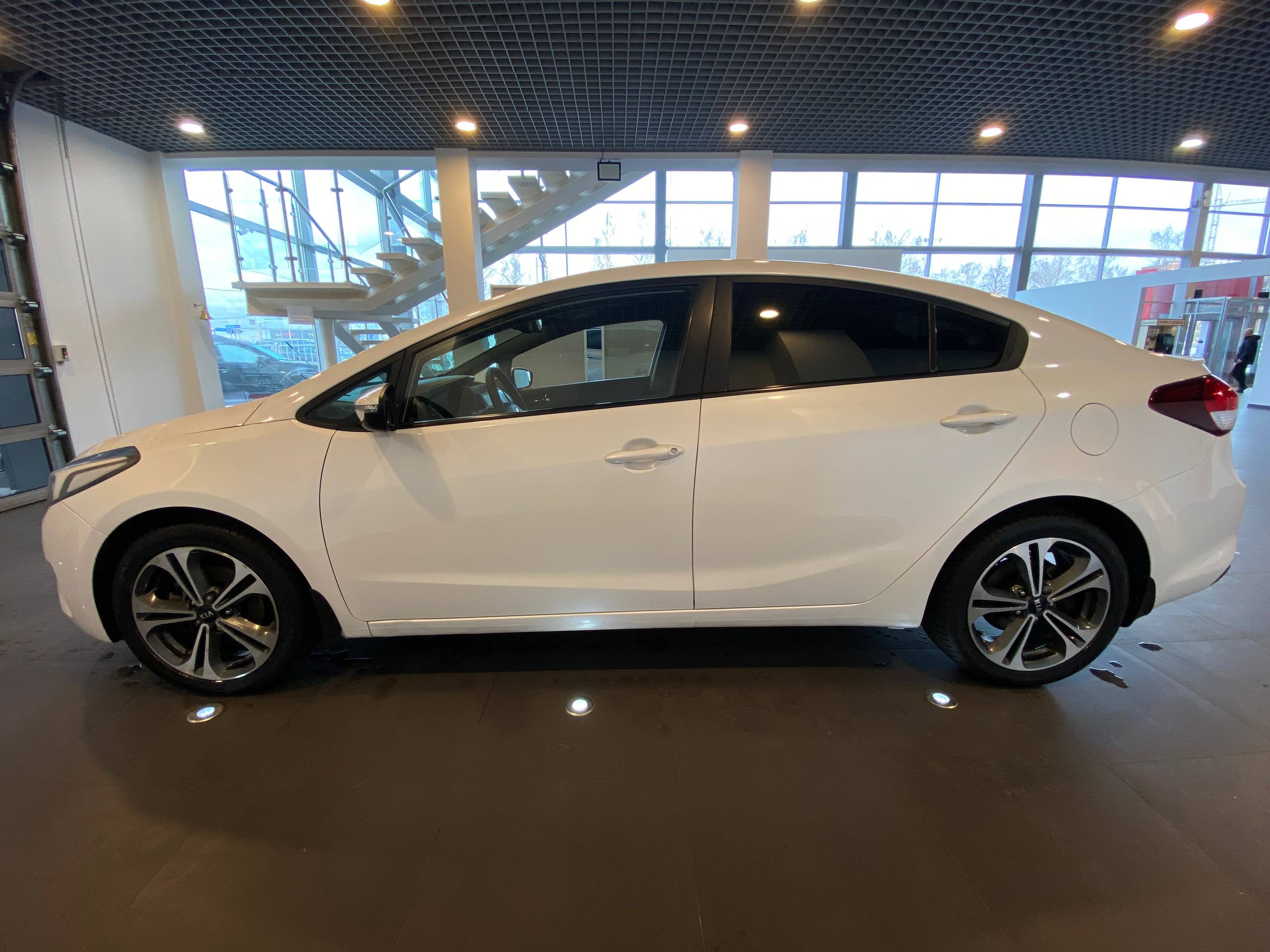 KIA CERATO