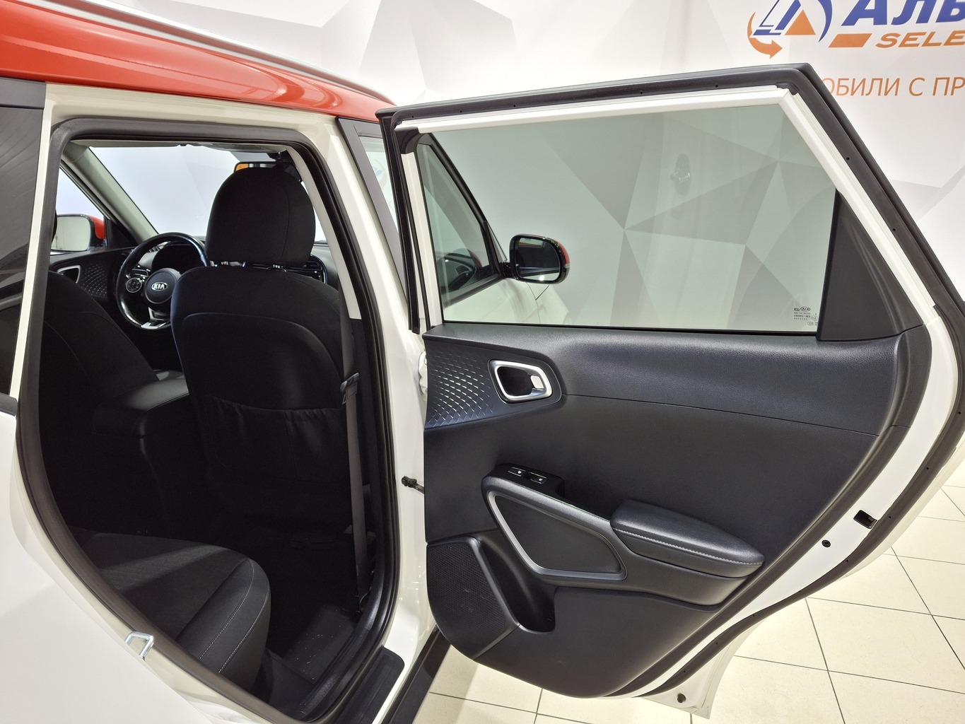 KIA SOUL