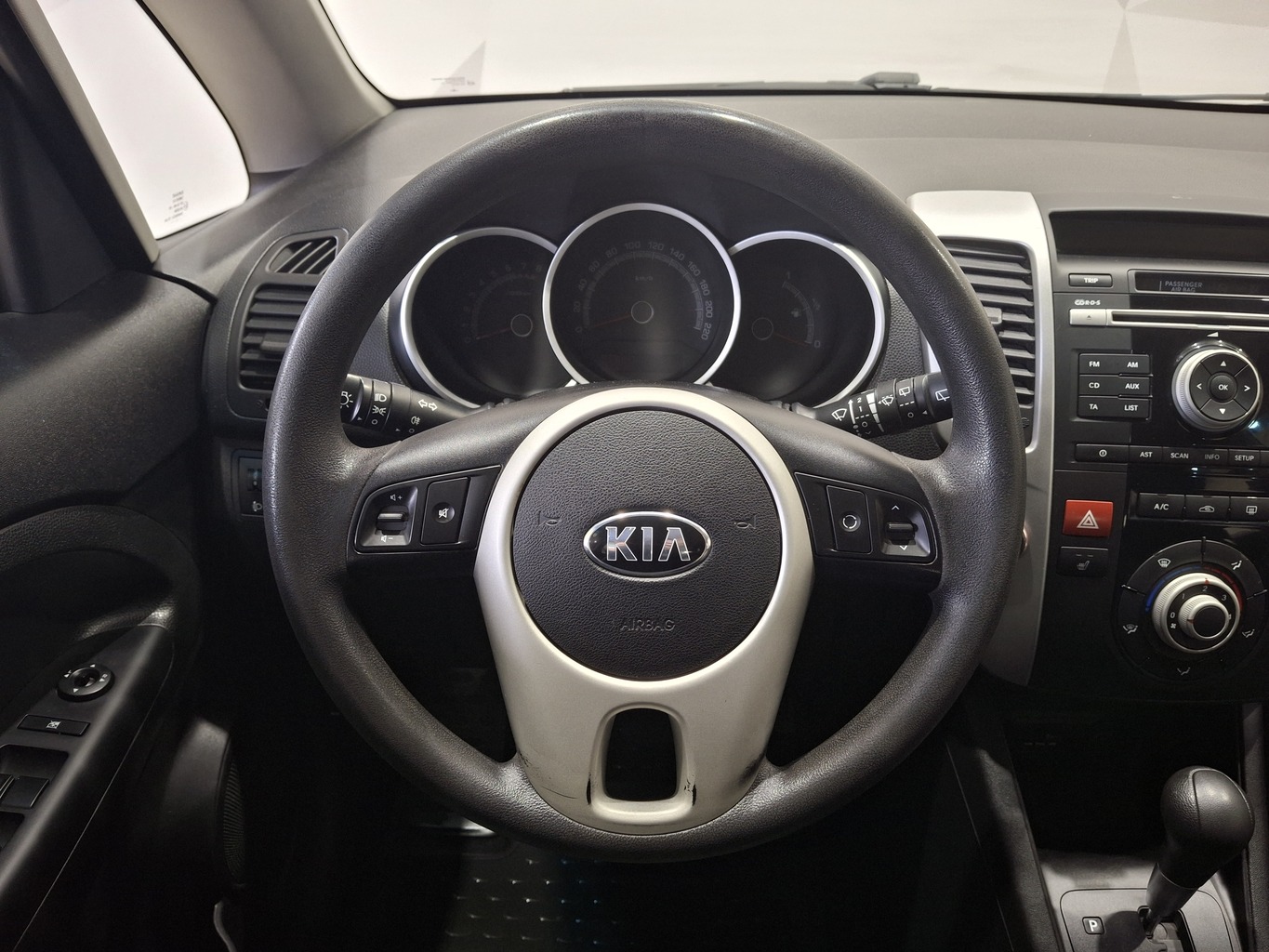 KIA VENGA