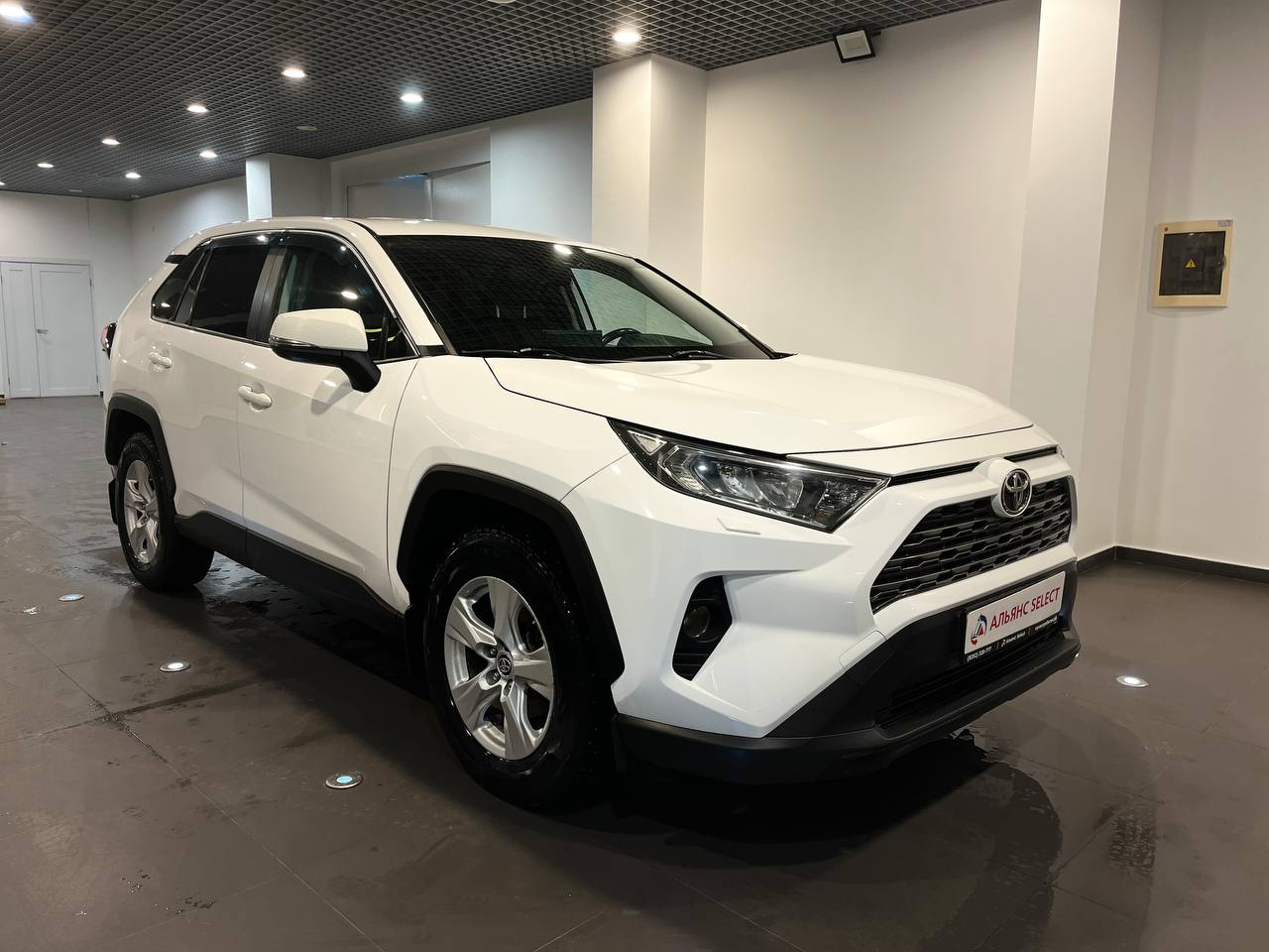 TOYOTA RAV4