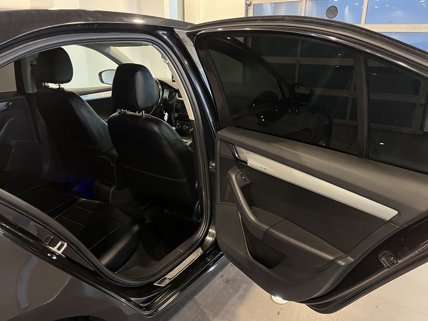 SKODA OKTAVIA