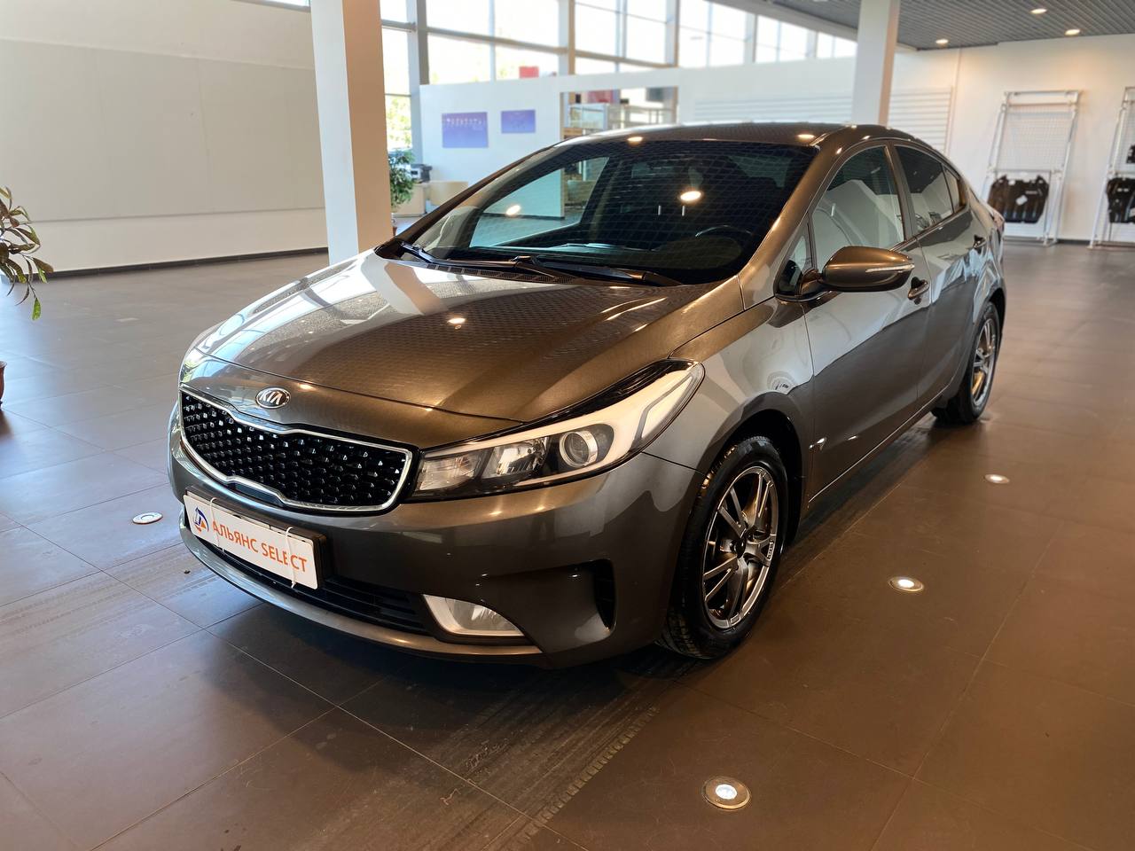 KIA CERATO