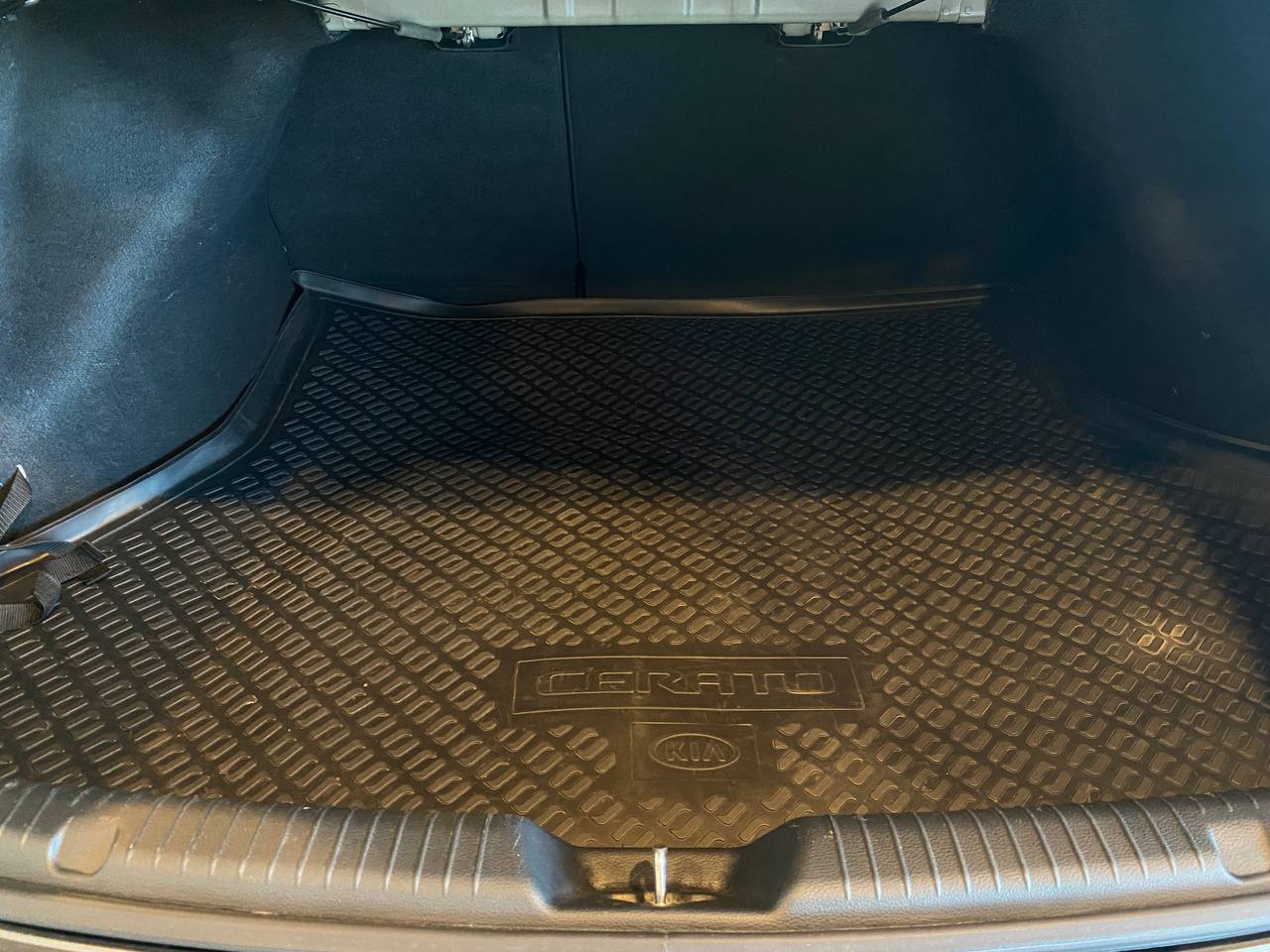 KIA CERATO