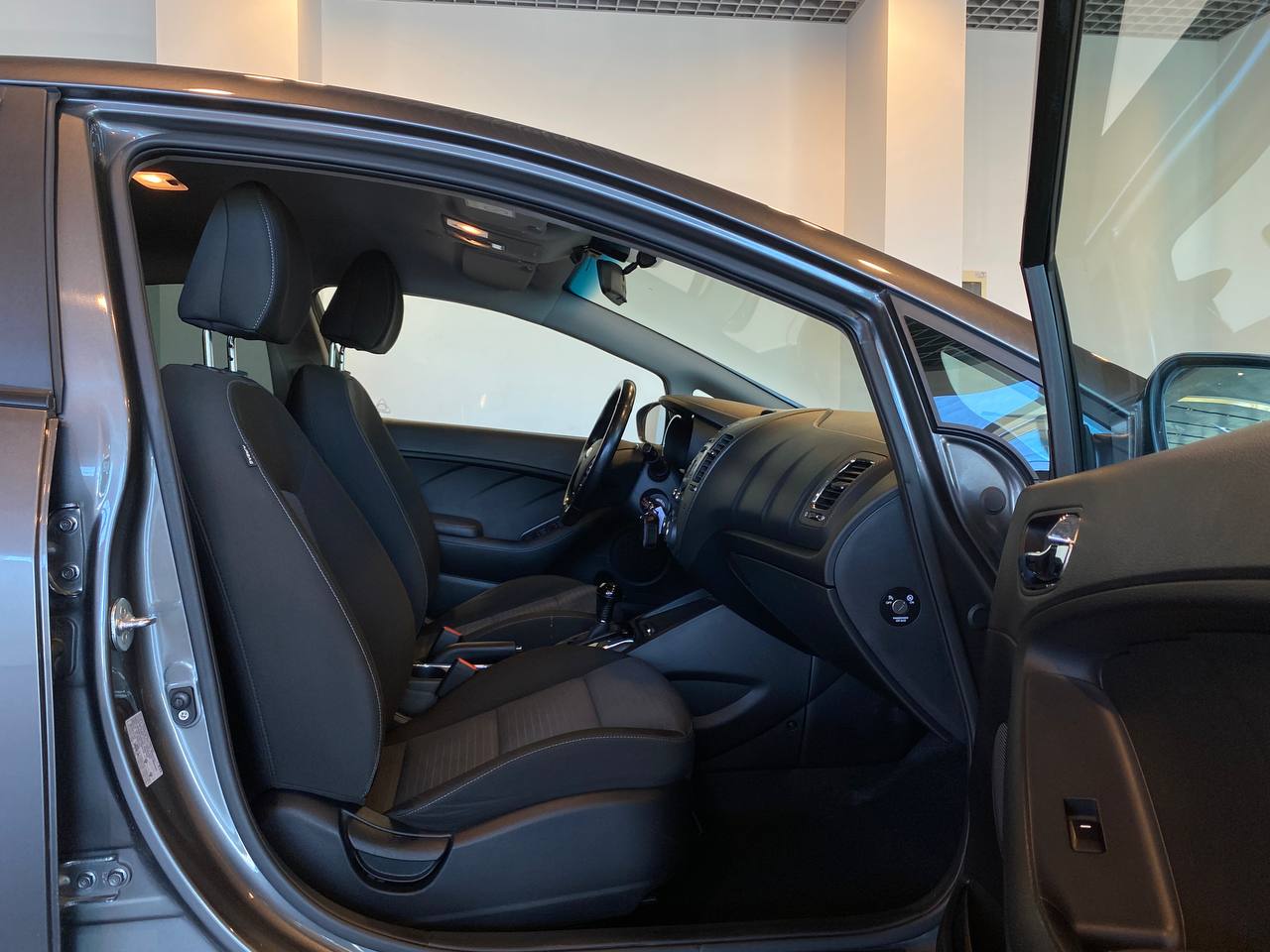KIA CERATO