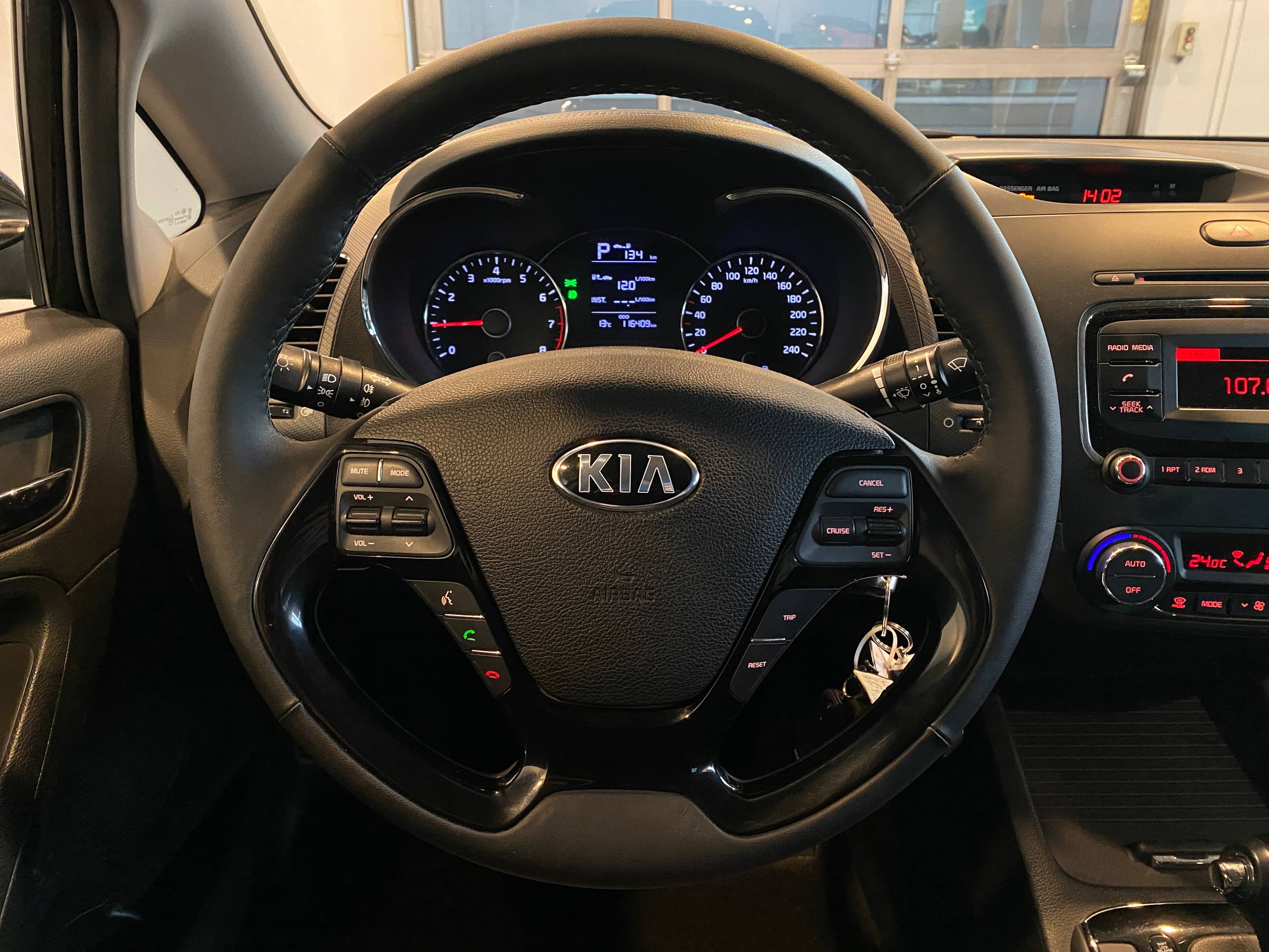 KIA CERATO