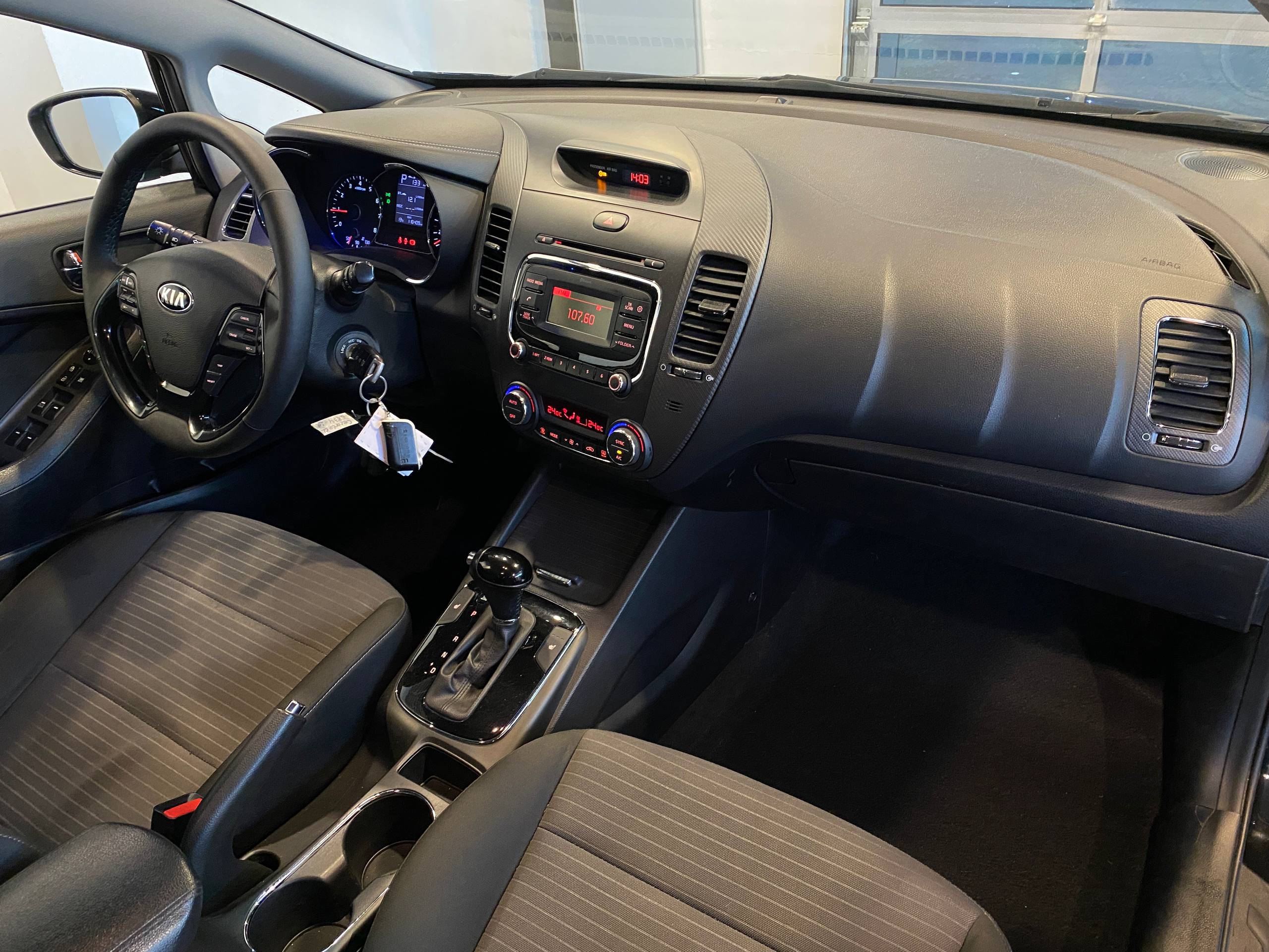 KIA CERATO