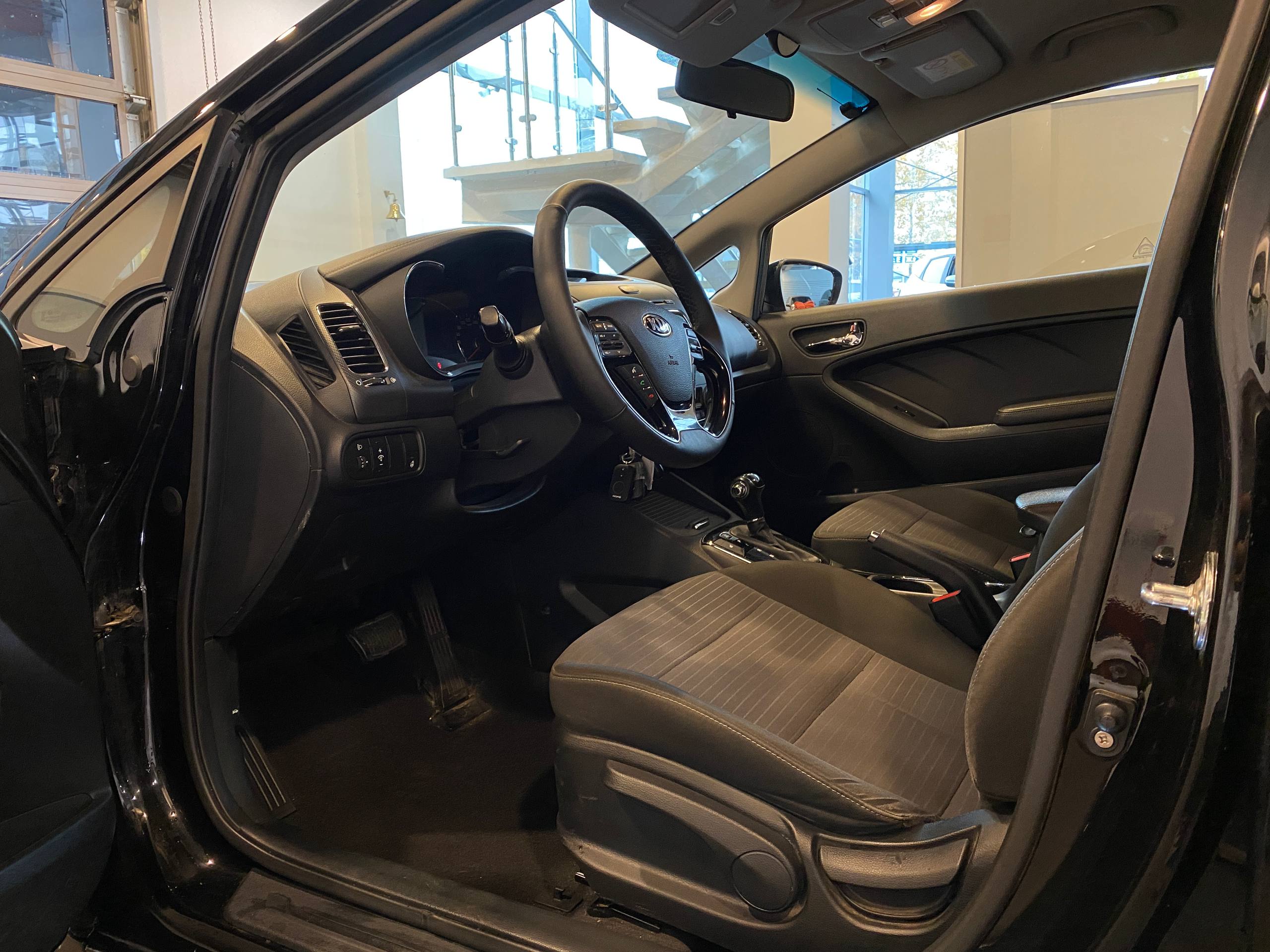 KIA CERATO