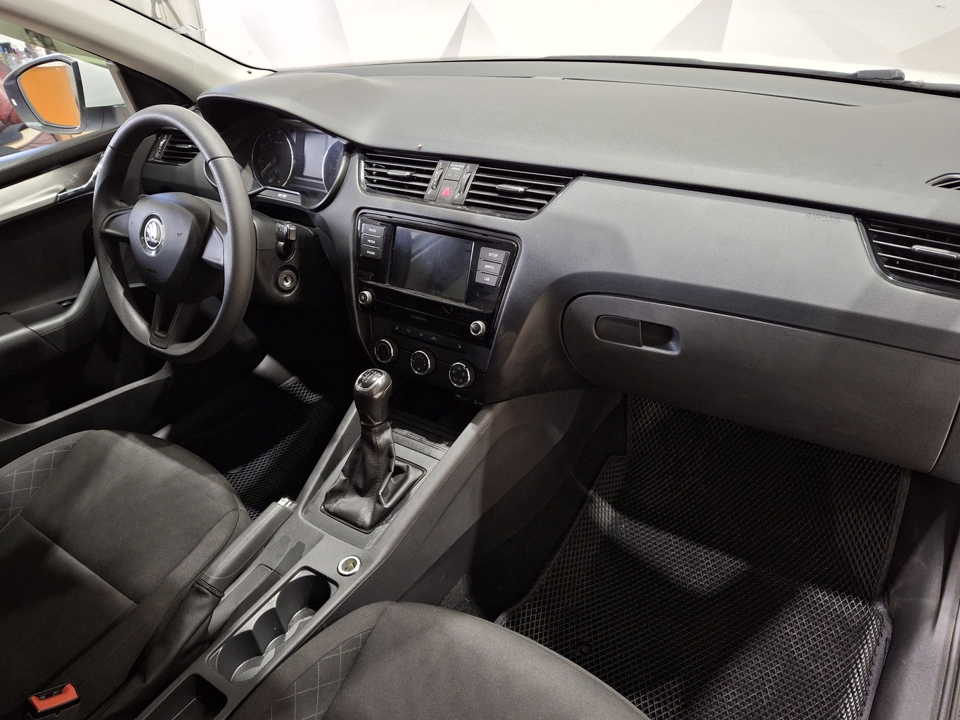 SKODA OKTAVIA