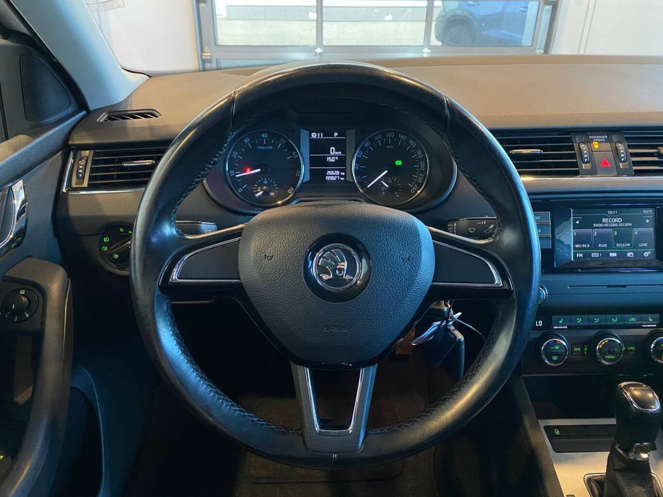 SKODA OKTAVIA