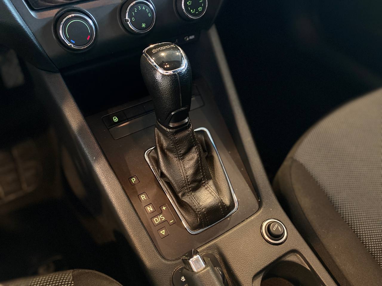SKODA OKTAVIA