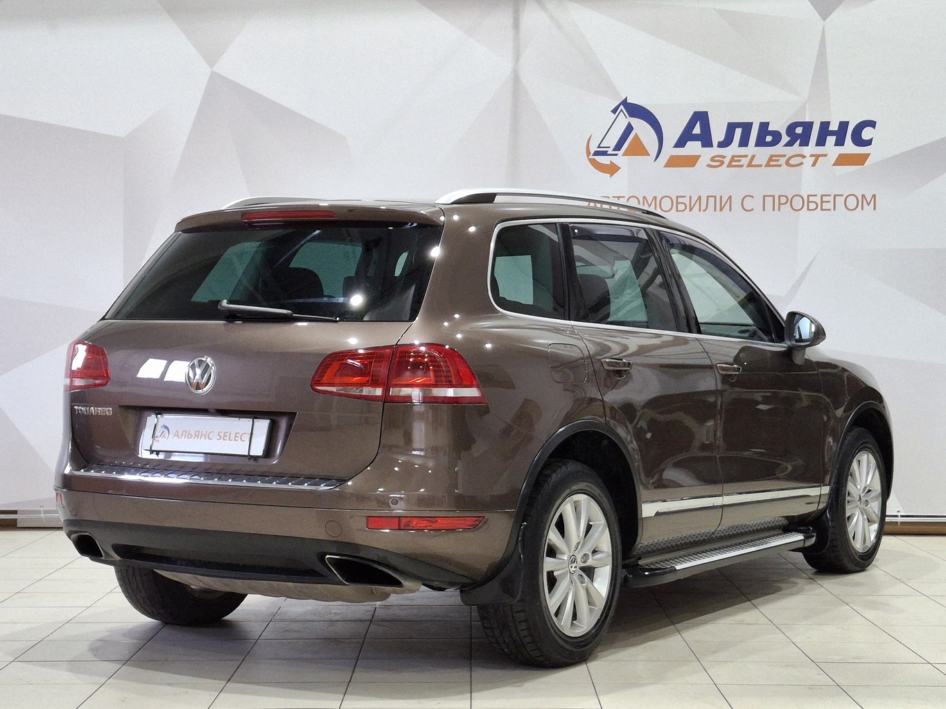 VOLKSWAGEN TOUAREG
