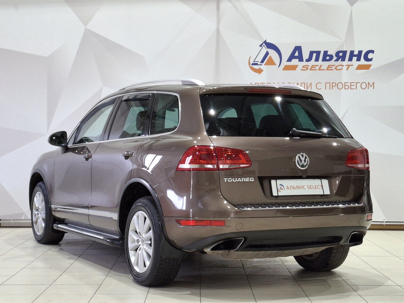 VOLKSWAGEN TOUAREG
