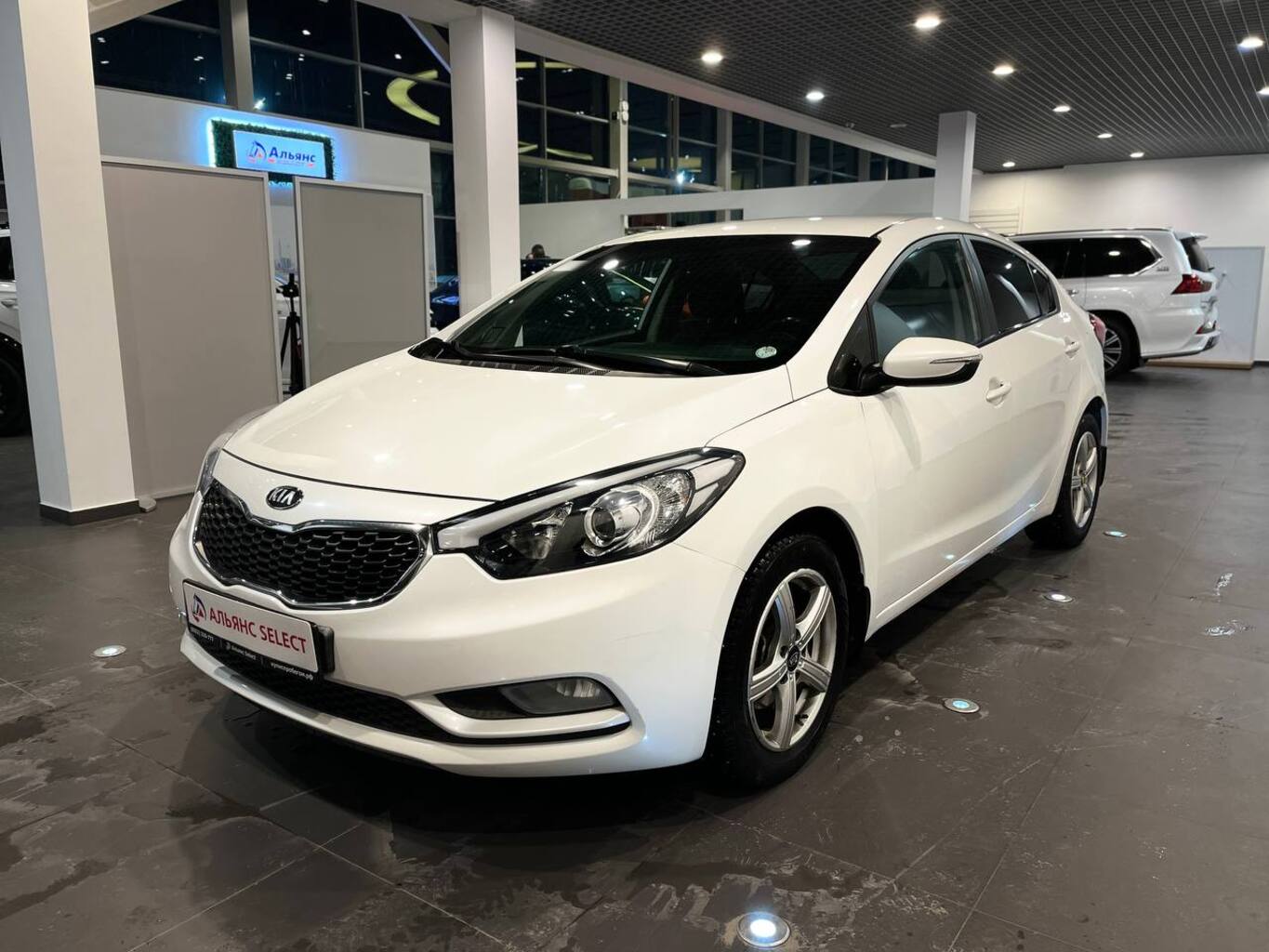KIA CERATO
