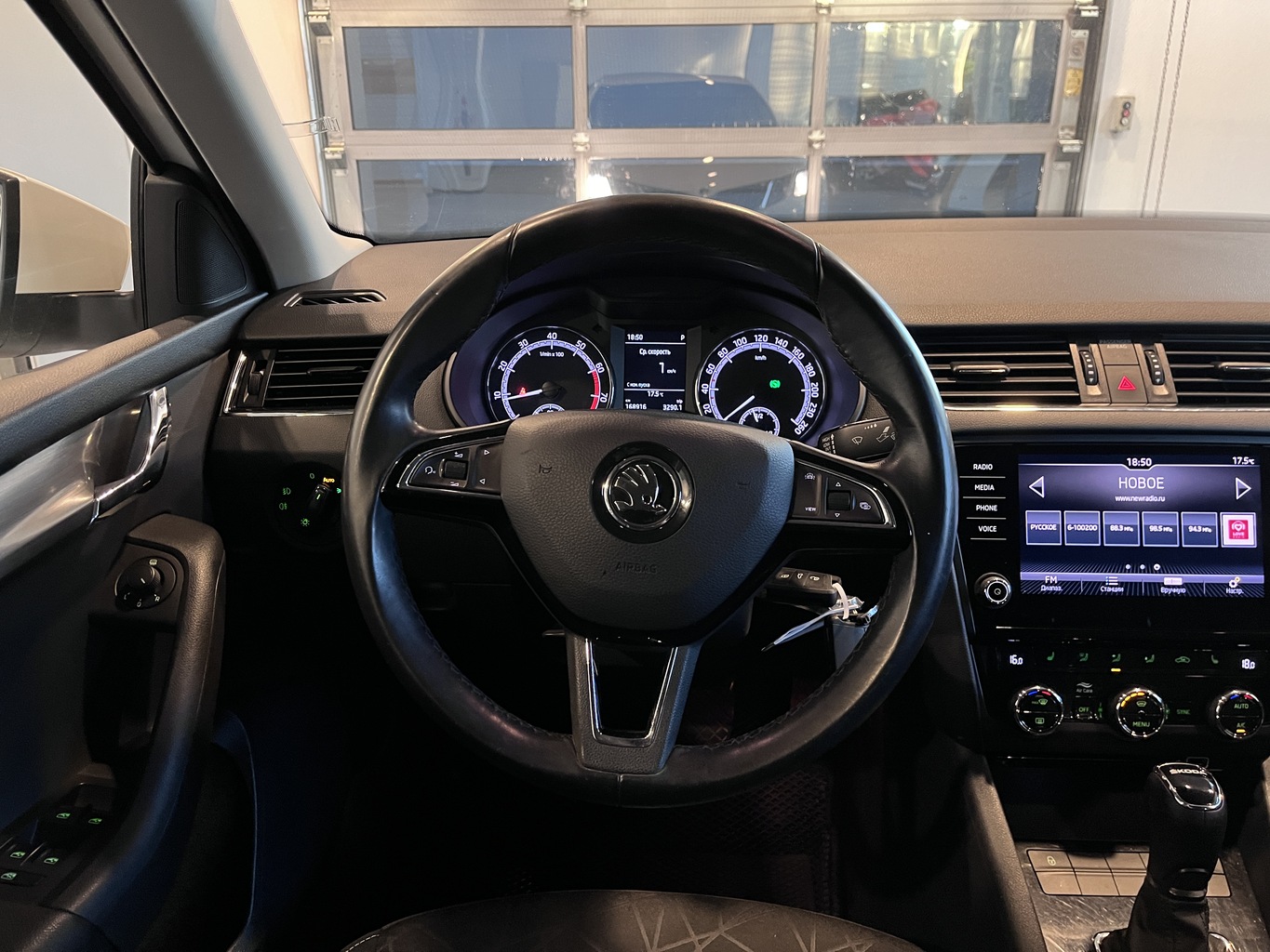 SKODA OKTAVIA