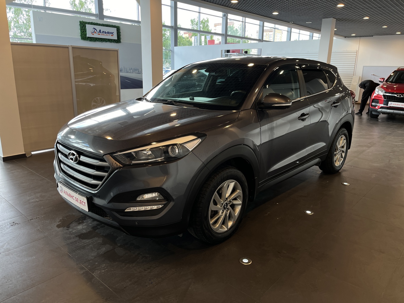 HYUNDAI TUCSON
