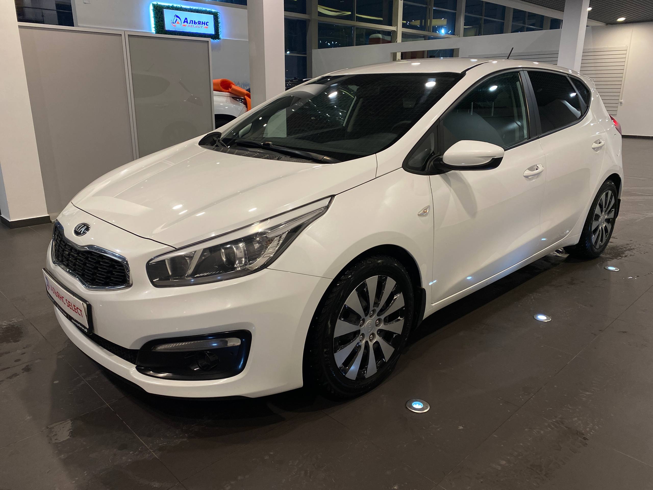 KIA CEED