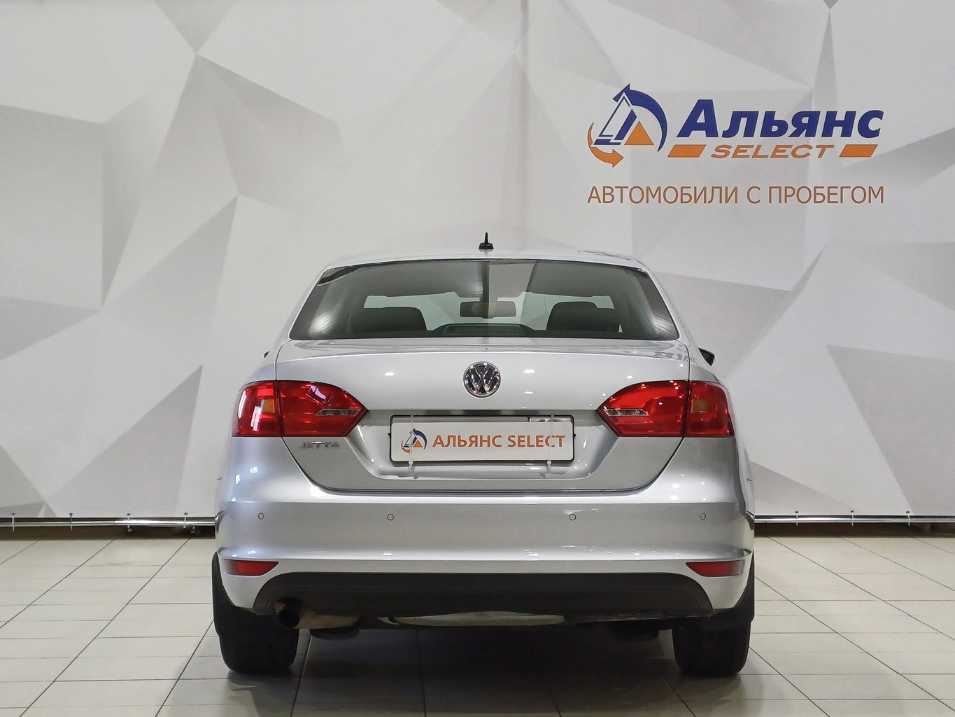 VOLKSWAGEN JETTA