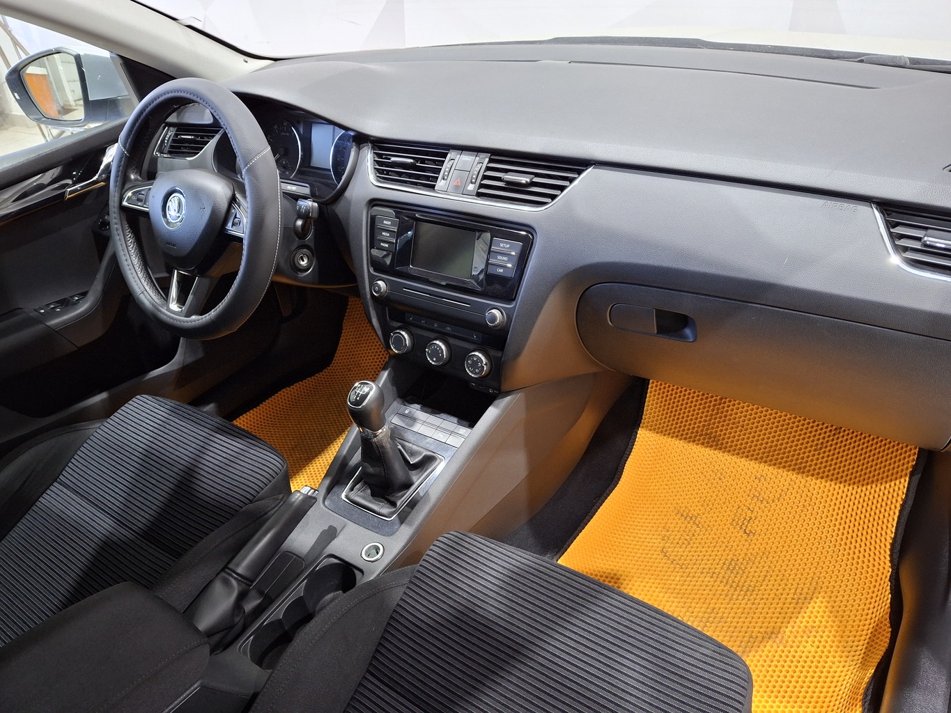 SKODA OKTAVIA